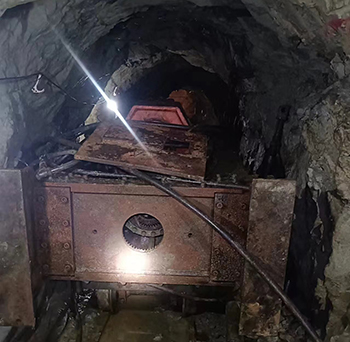 溜煤眼的施工安全技术措施