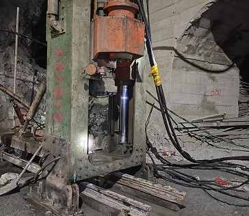 反井钻机如何测斜？