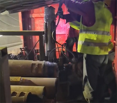 四川铅锌矿溜渣井施工