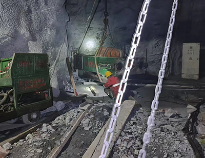 接钻杆-反井钻机导孔操作